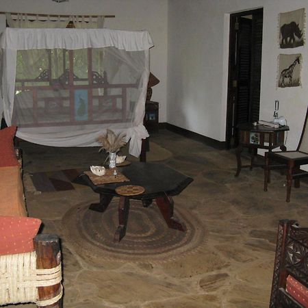 Bed and breakfast Kiloran Funzi House Extérieur photo