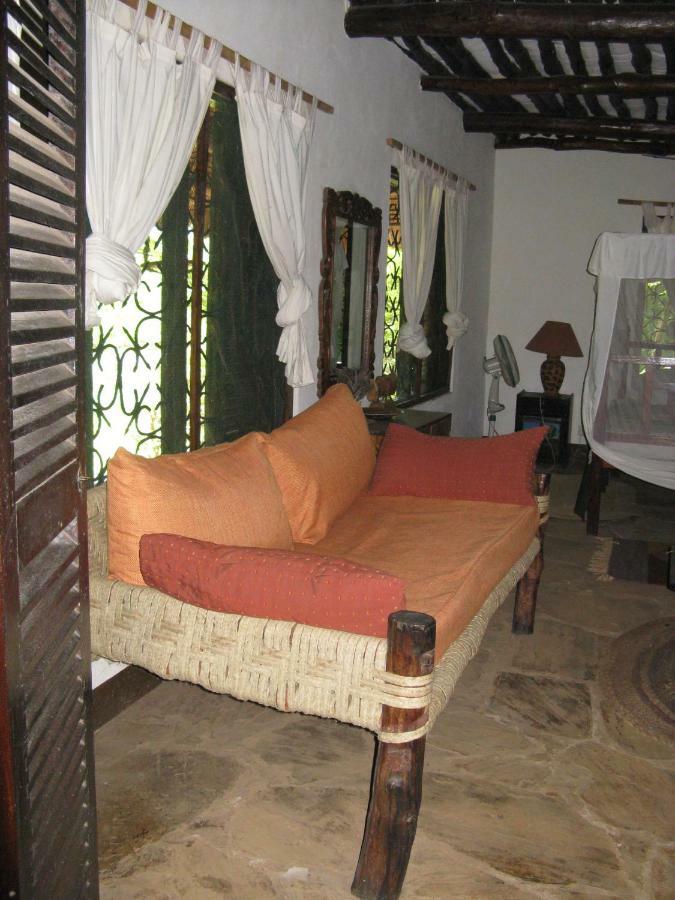 Bed and breakfast Kiloran Funzi House Extérieur photo