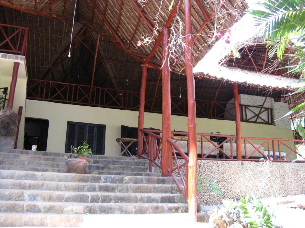 Bed and breakfast Kiloran Funzi House Extérieur photo